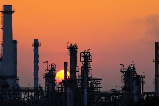Σε ετοιμότητα η Ευρώπη για δελτίο στα καύσιμα